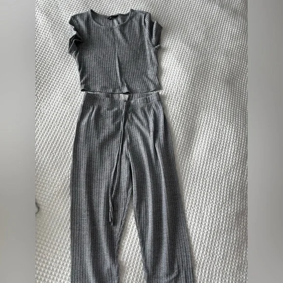 SHEIN Light Gray Ribbed Knit Set - Picture 3 of 3